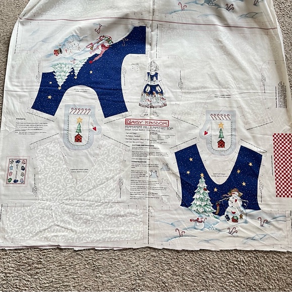 Daisy Kingdom Christmas Pattered Fabric for Girl’s Dress - Top and Pockets Only - Picture 2 of 3